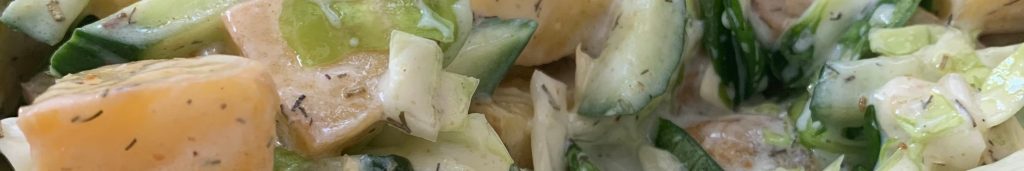 Ein Bild von Gurken-Kartoffelsalat
